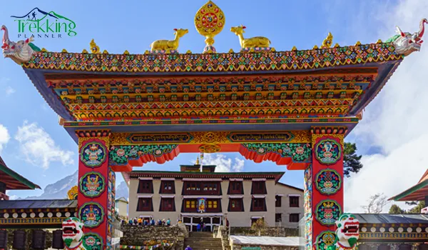 Scenic trekking route map of the Everest Sherpa Cultural Trek featuring Lukla, Namche Bazaar, Khumjung, Tengboche, and authentic Sherpa settlements with Himalayan landscapes.