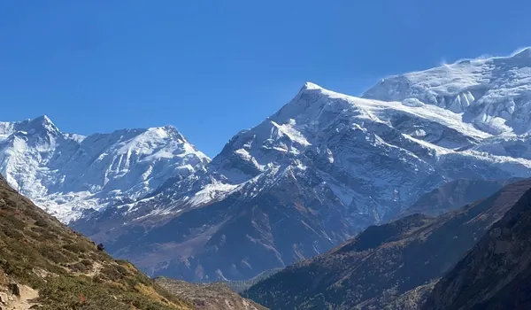 How Roadways are Changing the Annapurna Circuit Trek Experience