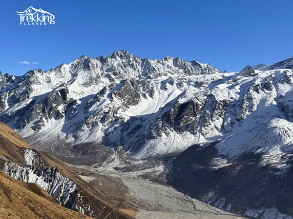 Trekking trail in Ganesh Himal with snowy peaks and scenic Himalayan landscape