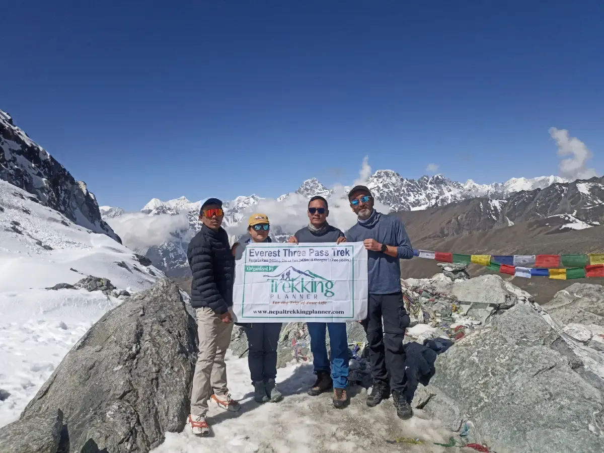 Everest High Pass Trekking - 21 Days
