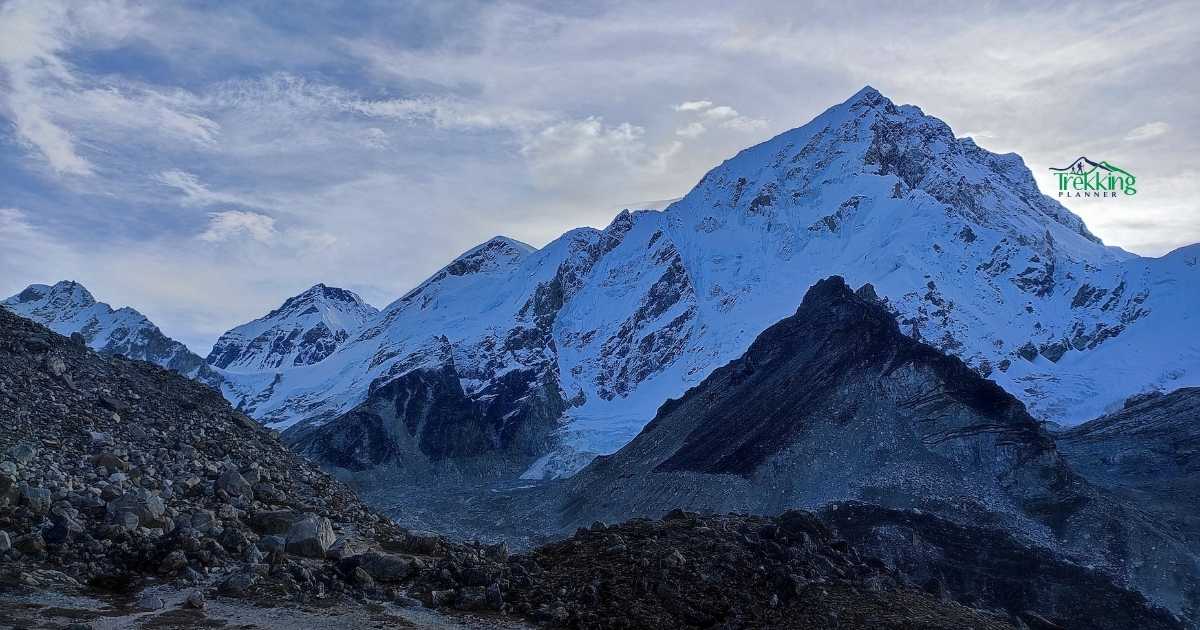 everest-the-himalayas-of-nepal