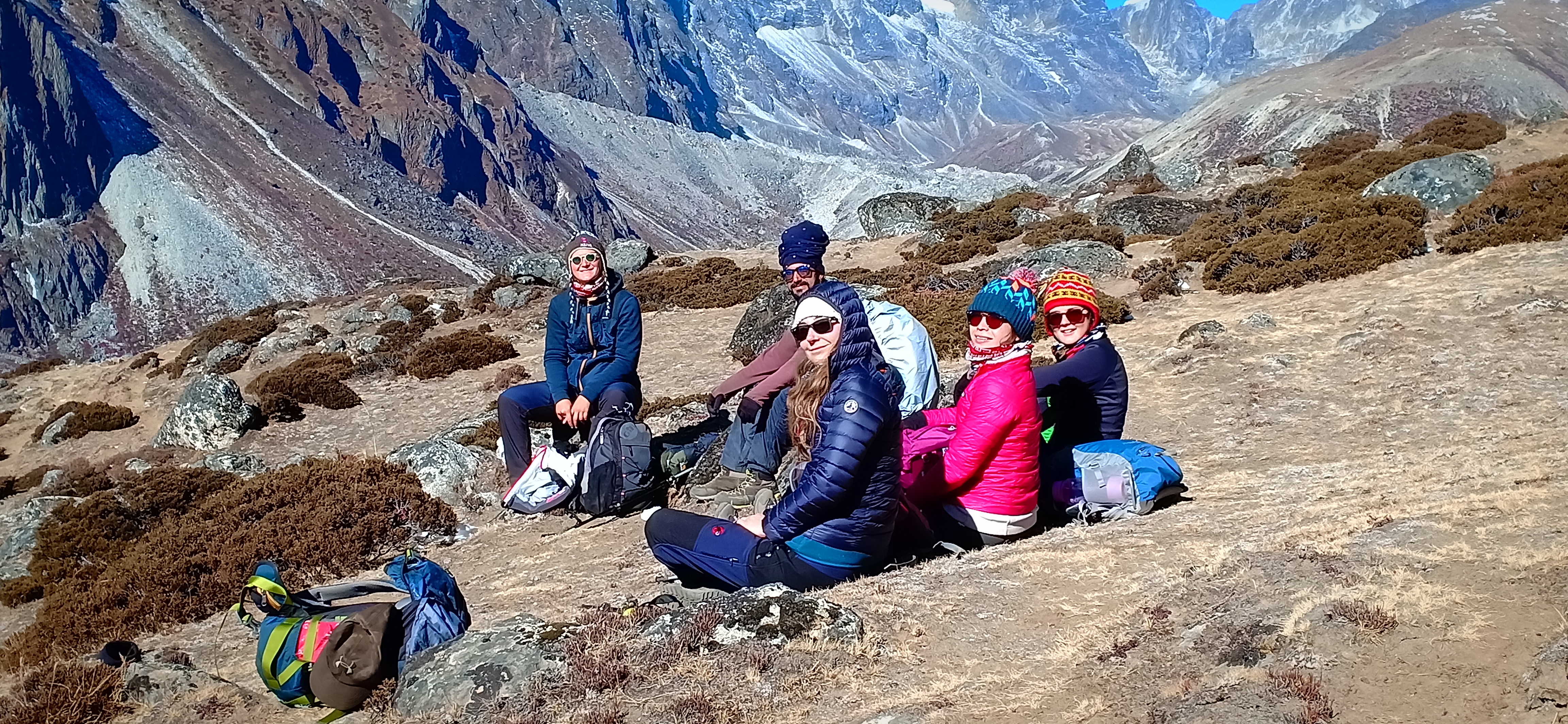 everest-yoga-trek