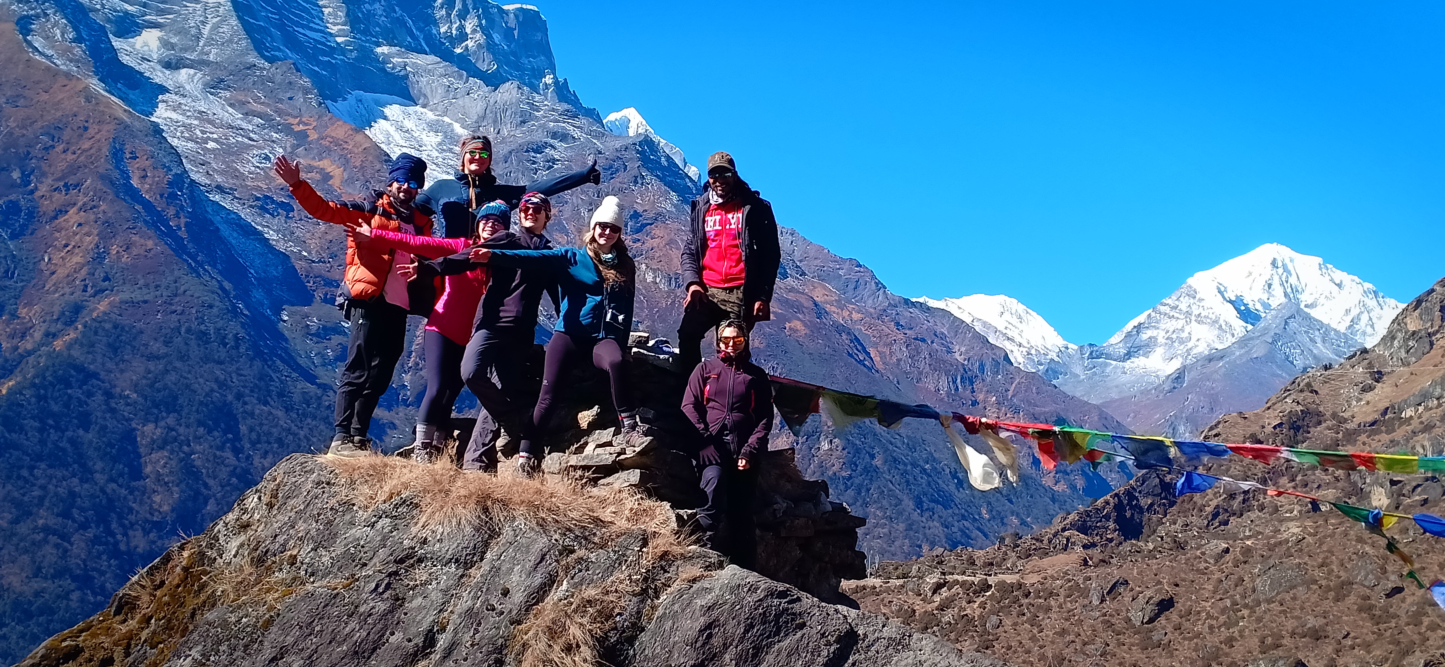 everest-yoga-trek