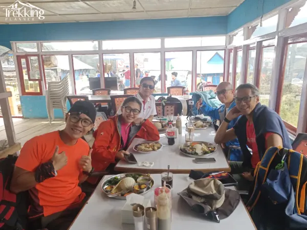 Lunch At Local Resturant In Trekking 1