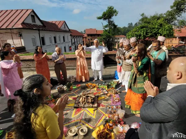 Puja And Hawan In Pashupatinath