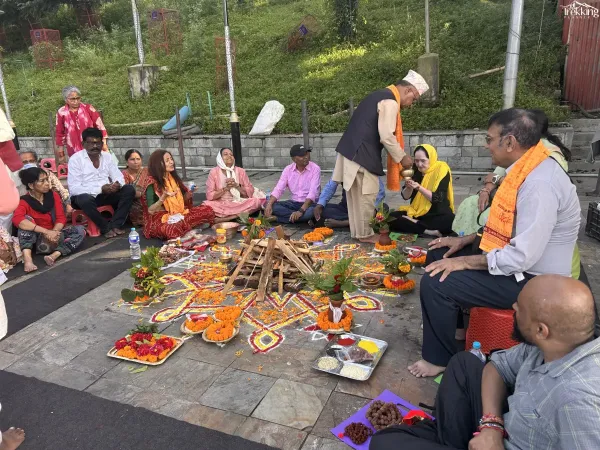 Puja At Pashupatinath Temple