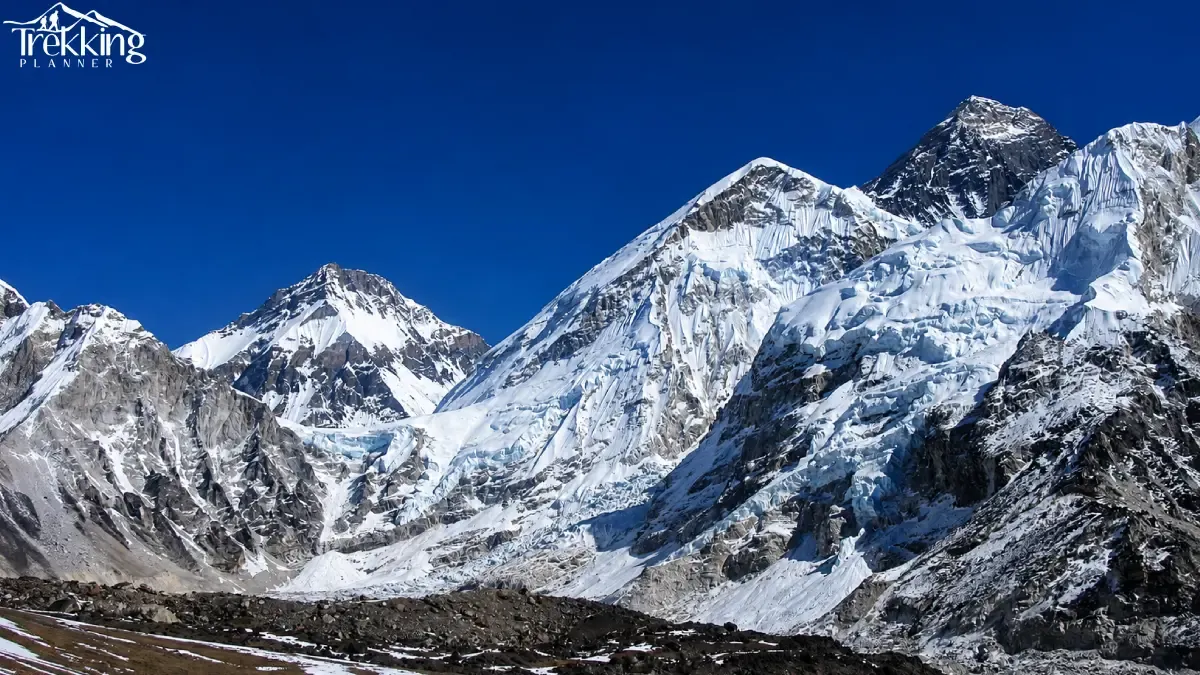 majestic-himalayan-glacier-and-snow-capped-peaks