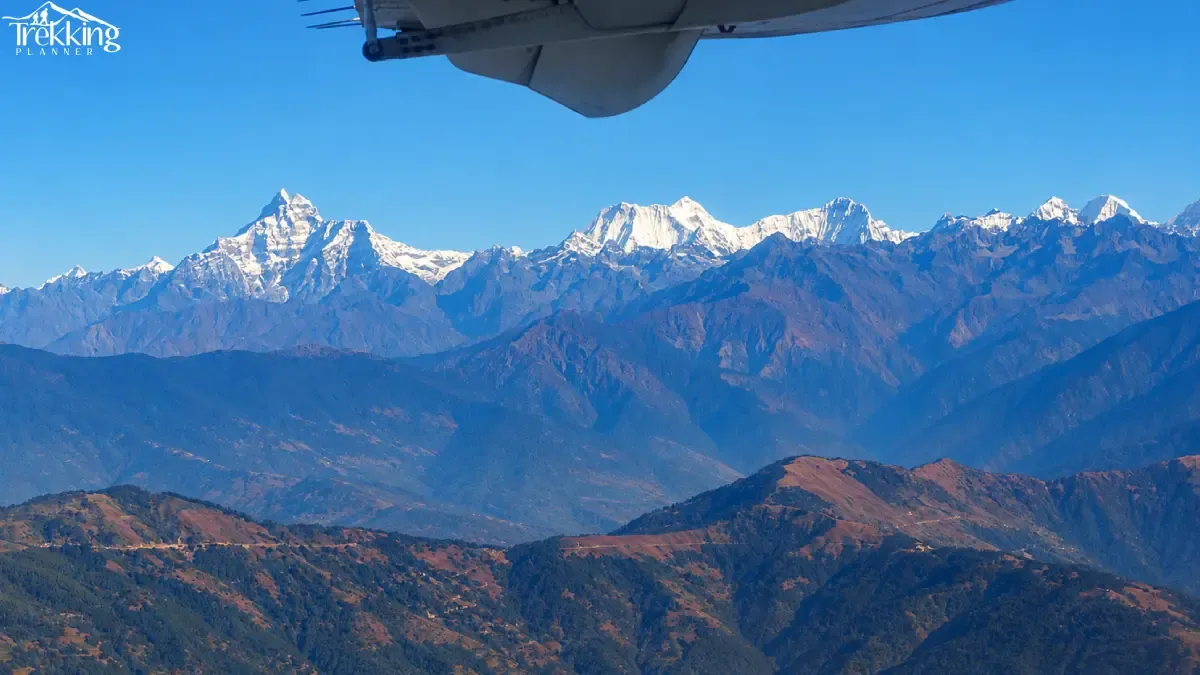 the-himalayan-peaks-visible-from-an-airplane